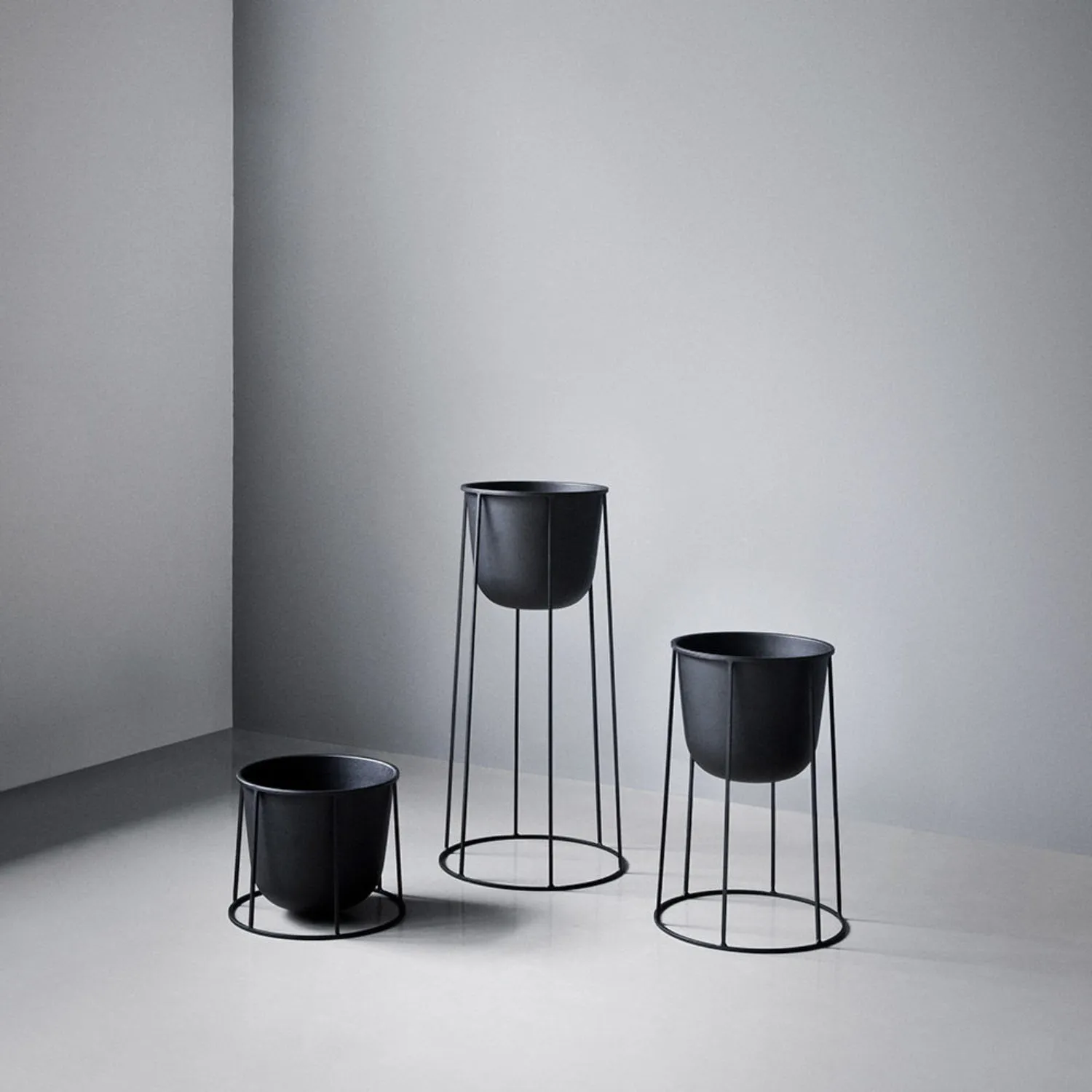 audo copenhagen (menu) | wire pot | black ~ DC