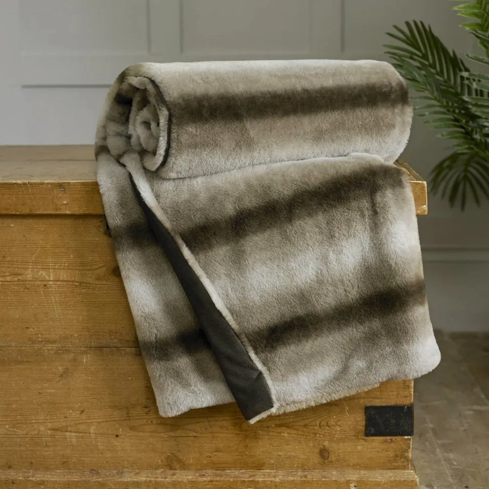 Deyongs 150cm Natural Sherbrooke Supersoft Faux Fur Throw