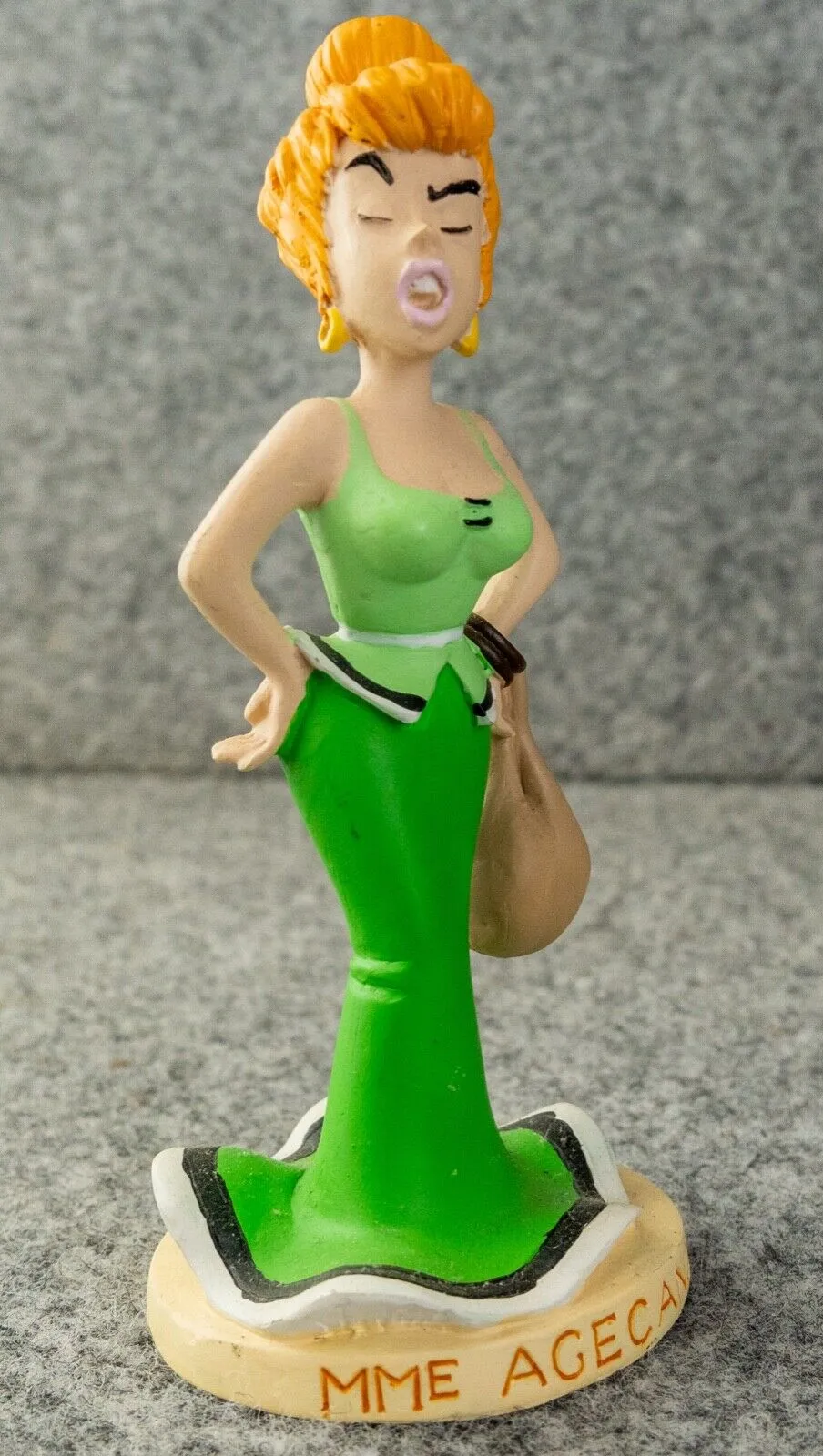 Plastoy Asterix Figurine #21 Madame Agecanonix Editions Rene 14cm Model Figure