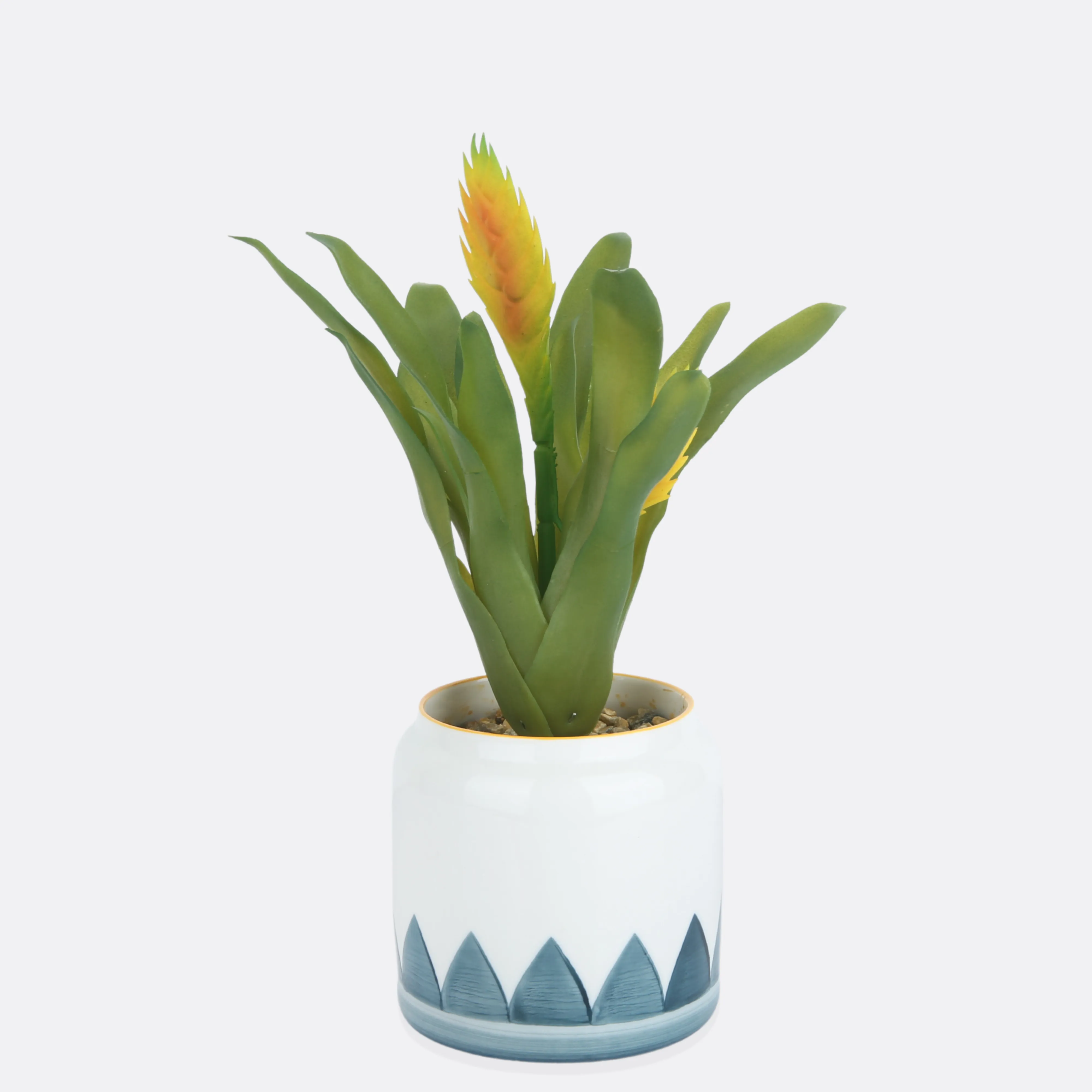 Riffle Planter With Ceramic Pot